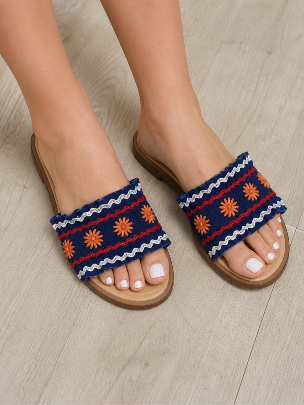 1901 Blue and Red Embroidered leather suede Sandals